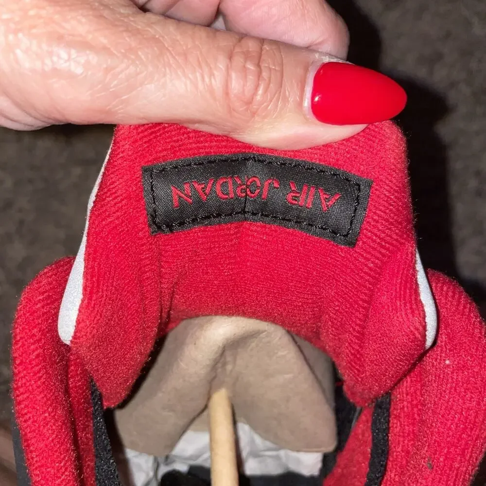 Size 10- Jordan 5 Retro Low Alternate 90 2016 NIB